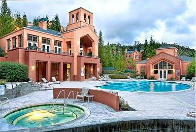 Hot tub, pool, gym and sauna and club house