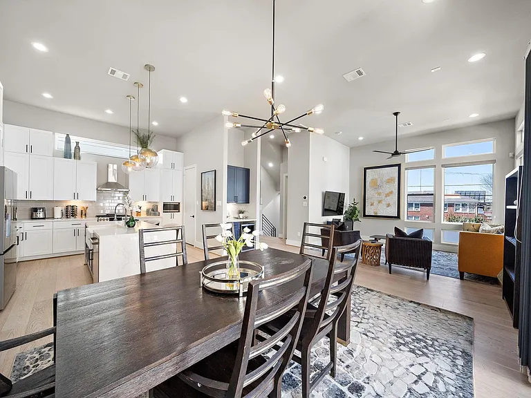 3515 Hutchins St — Photo 11