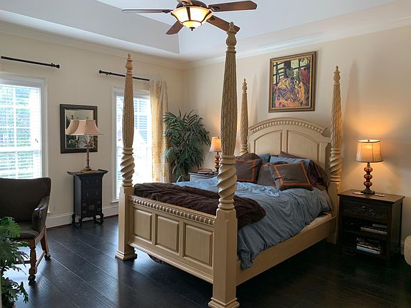 2nd image of 1902 Millshire Ct