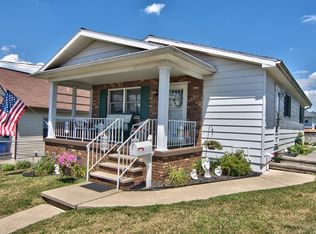 1320 Amherst St, Scranton, PA 18504