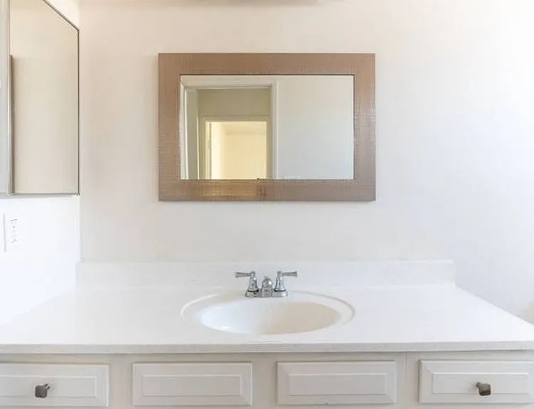Greentree Apartments — Photo 25