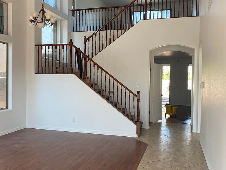 14574 W Mandalay Ln — Photo 2
