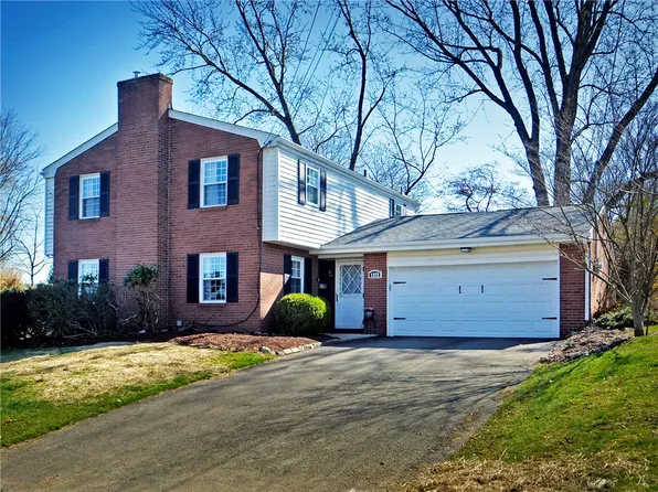 1372 Foxwood Dr, Monroeville, PA 15146