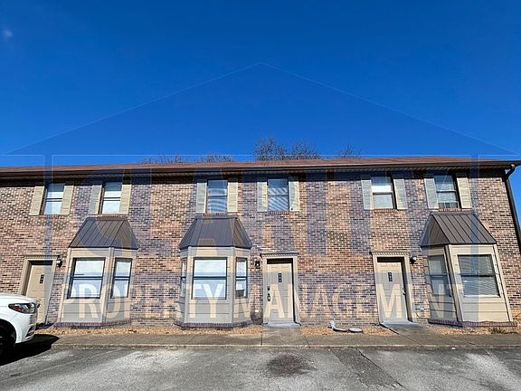 2nd image of 904 Valley Head Rd NW
