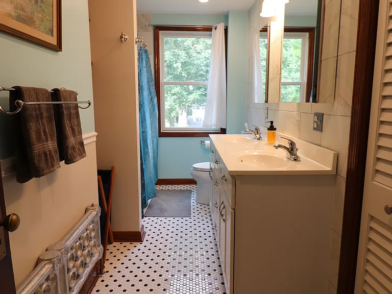 140 Maple Ave #1 — Photo 25