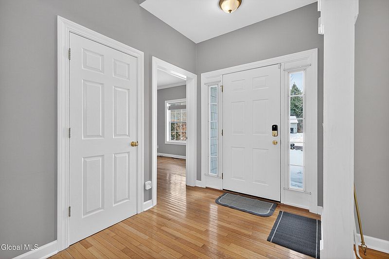 4th image of 58 Timbira Drive