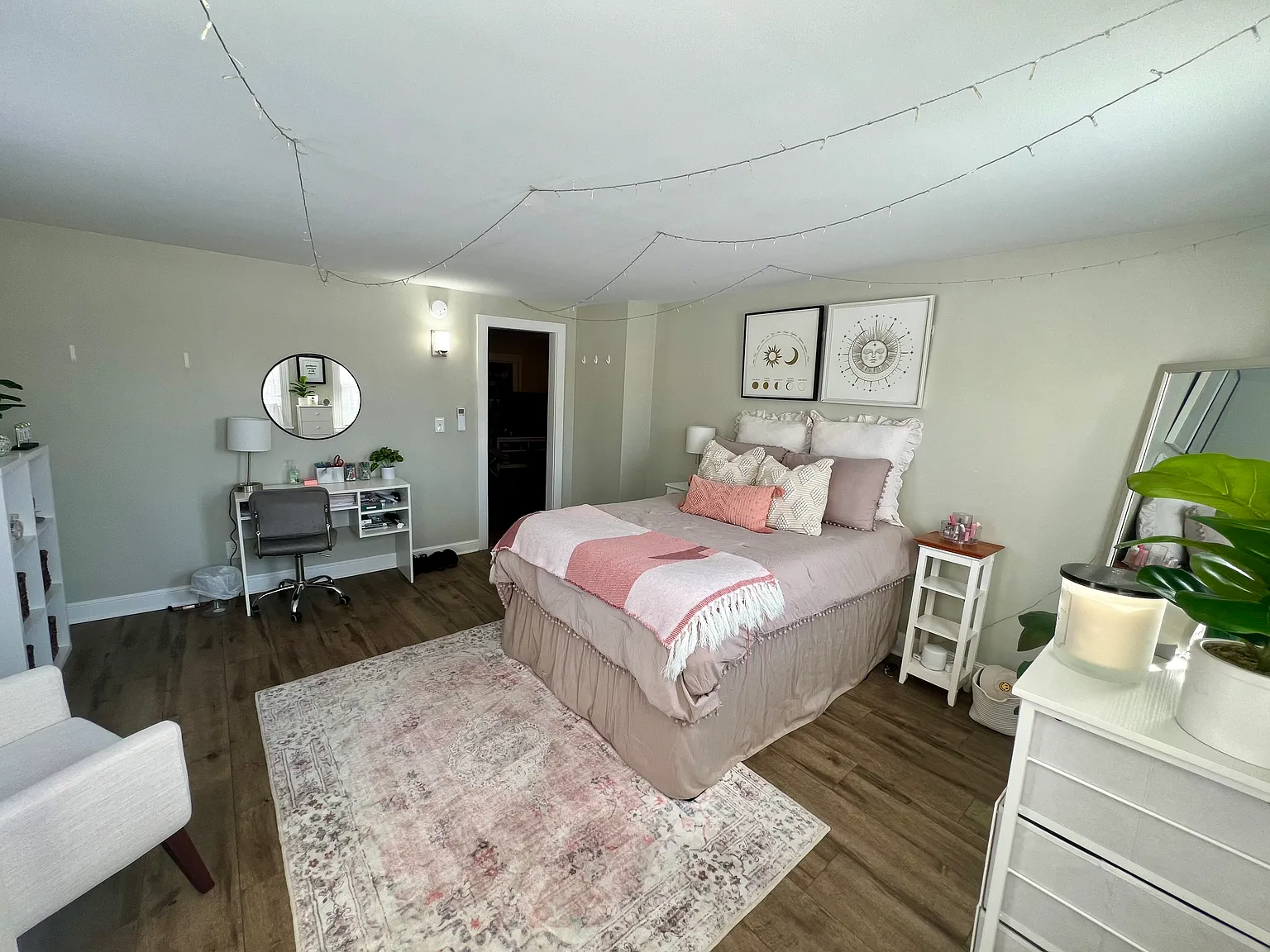122 S Silver Ln — Photo 1