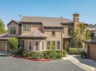 26900 Van Gogh Ln, Valencia, CA 91355