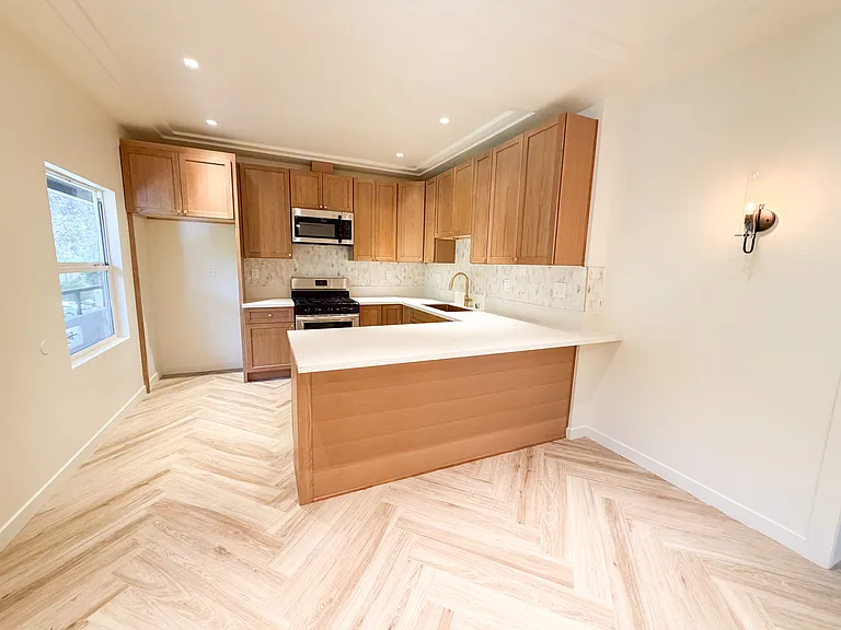 1220 Cedar Ave #1228 — Photo 2