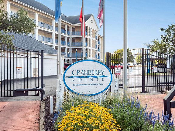 5th image of 4401 Hunts Landing Rd SE #304