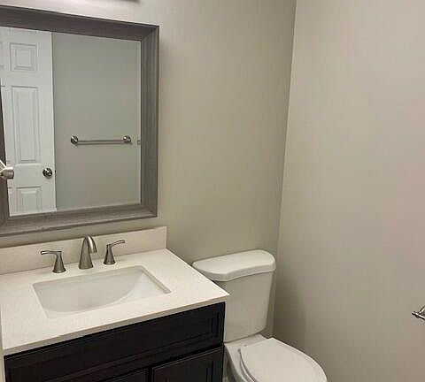 5th image of 35 Santuit Pond Way #6C