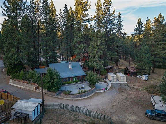 2nd image of 76594 Rocky Point Rd
