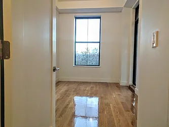 Rented by Tapiro Realty