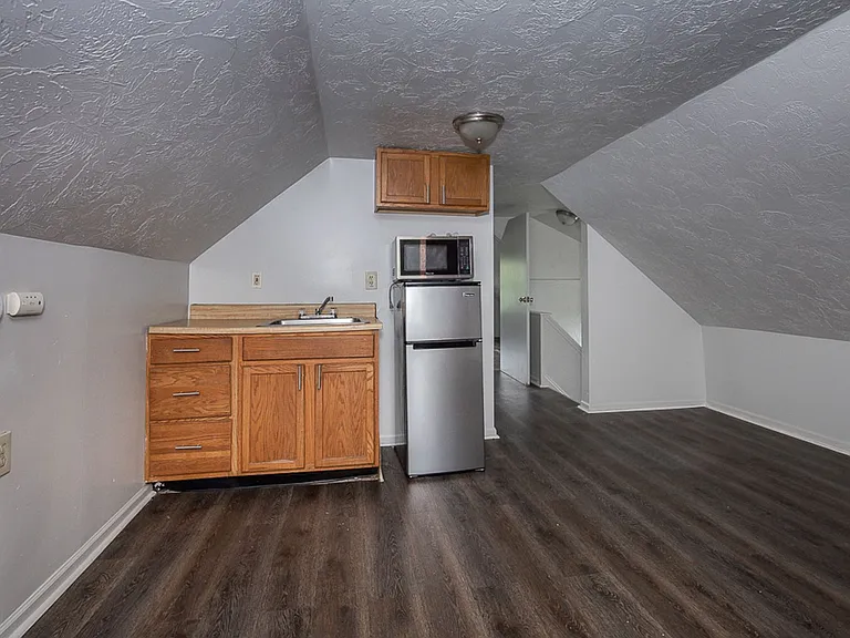 3333 Desota Ave — Photo 2