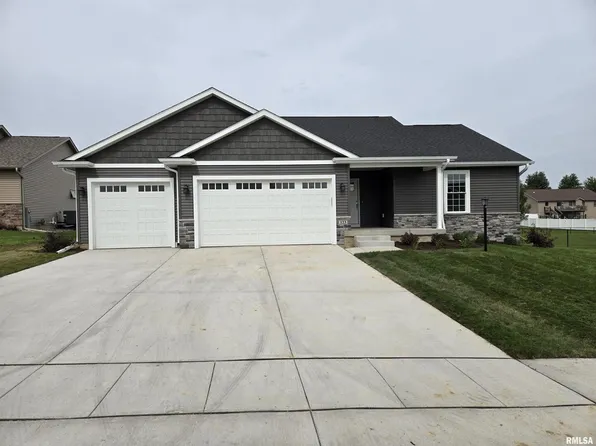 123 Park View Dr, Eldridge, IA 52748