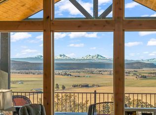 5582 N McKay Rd, Prineville, OR 97754