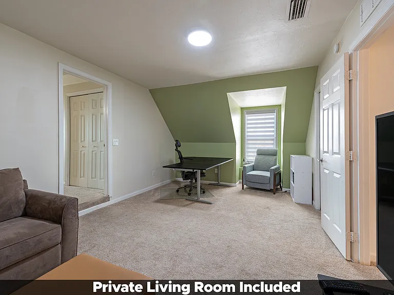 Leawood Cir — Photo 3