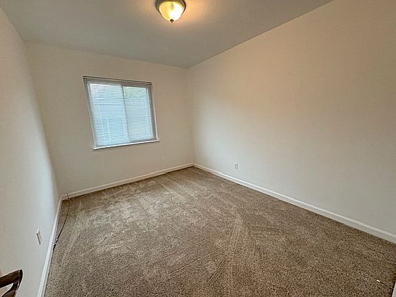 5th image of 719 Bradford Way #719