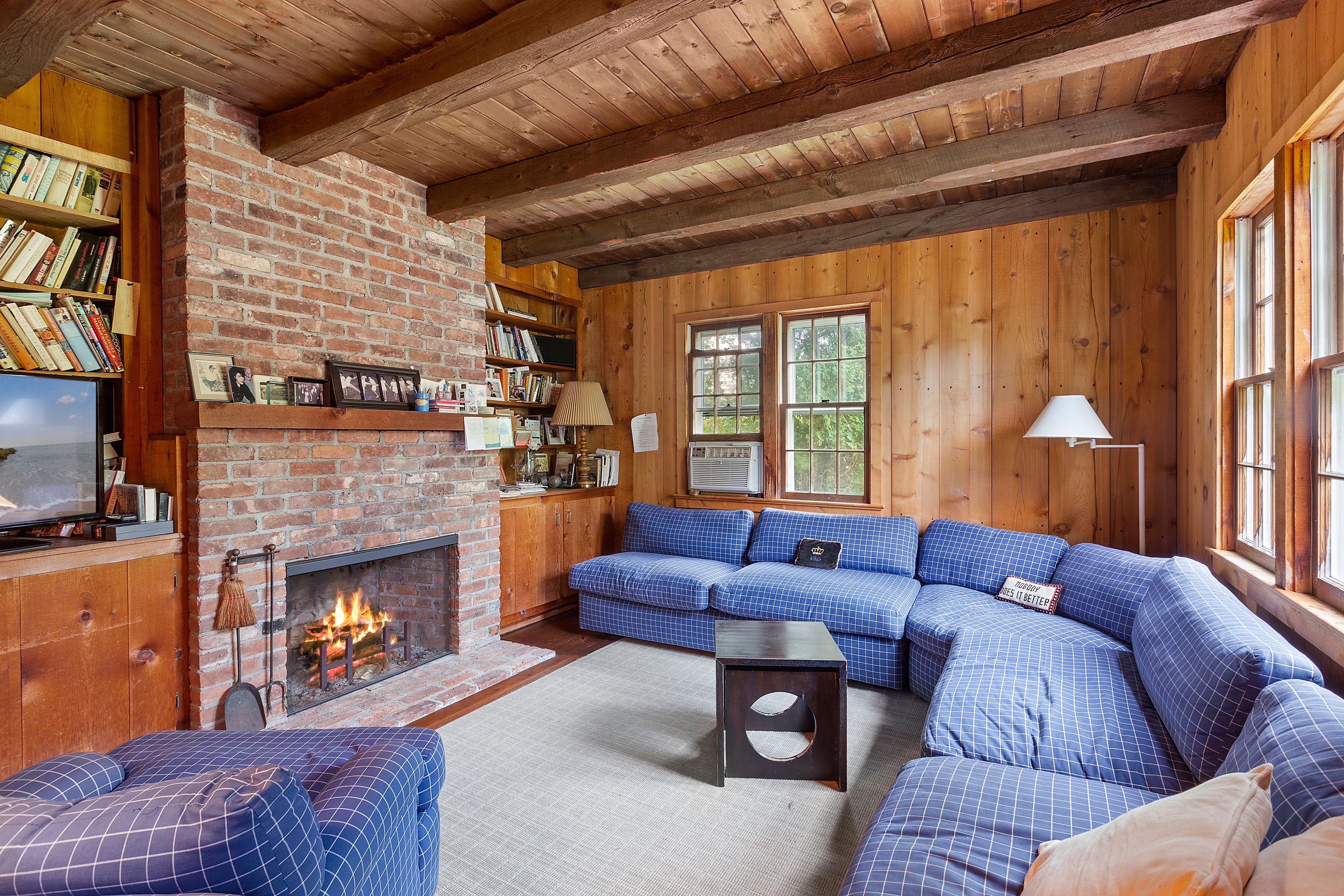 112 Mill Pond Ln, Water Mill, NY 11976 Out East