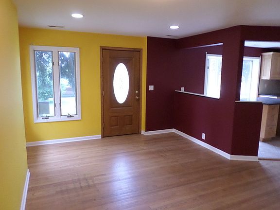 4th image of 8331 N Newland Ave