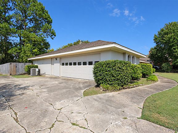 4th image of 2168 Bowen Dr