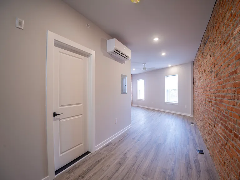 1908 E Passyunk Ave #3 — Photo 4
