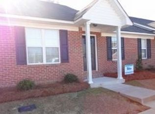 132 Vicky Ln, Raeford, NC 28376