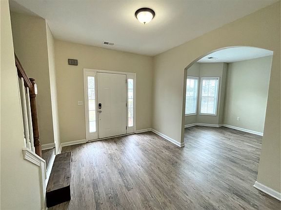 3rd image of 8007 Bradshaw Ct