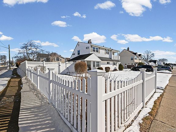 4th image of 190 Meridian Road