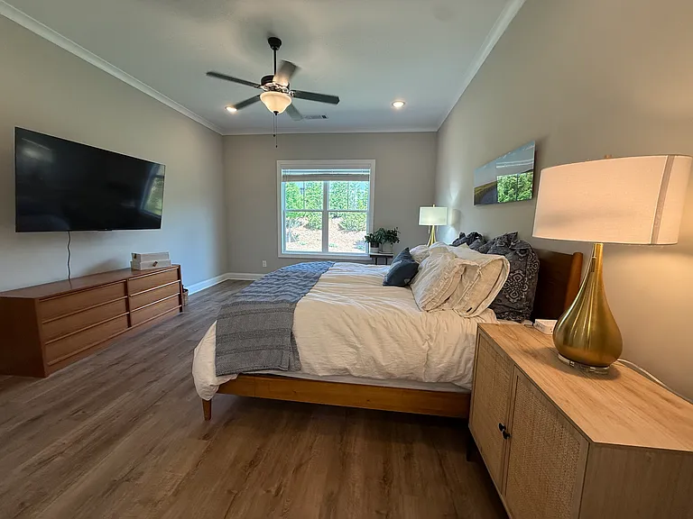 1060 Providence Loop — Photo 5