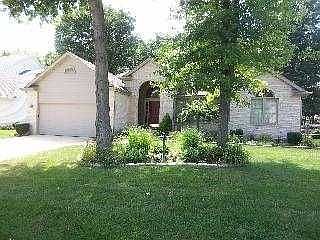 2nd image of 330 Manakiki Dr