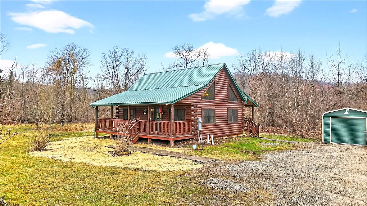 64 Memorial Dr photo 1