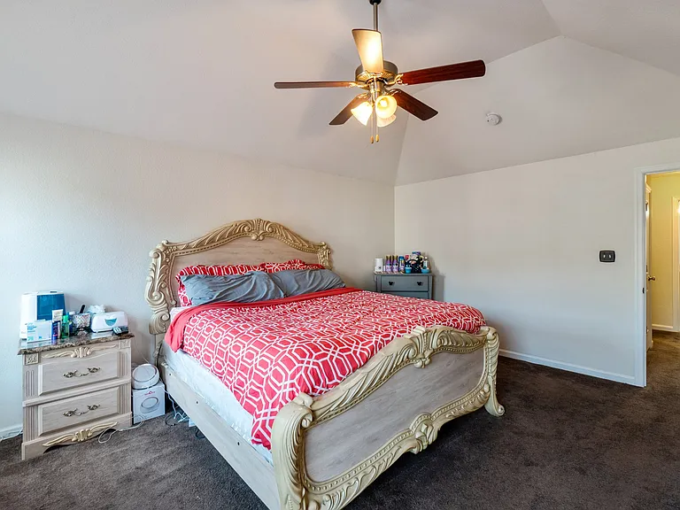 2104 Miller Ave — Photo 30