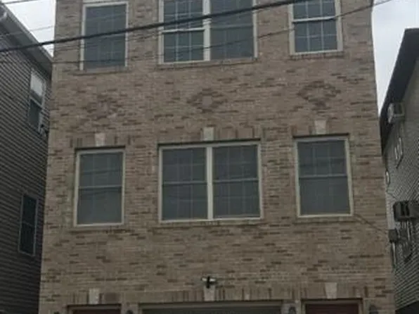306 Winfield Ave, Jersey City, NJ 07305