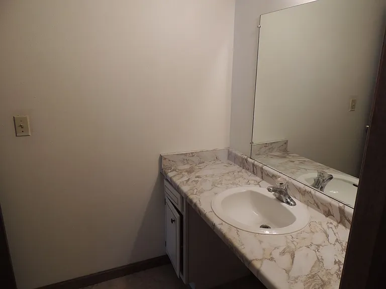 1311-1315 Fleetfoot Dr — Photo 17