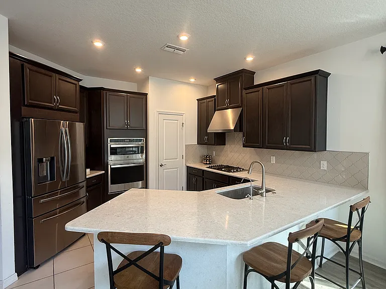 13956 Stansil Ave — Photo 4