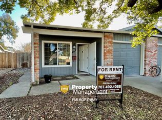 402 Yellowstone Dr, Vacaville, CA