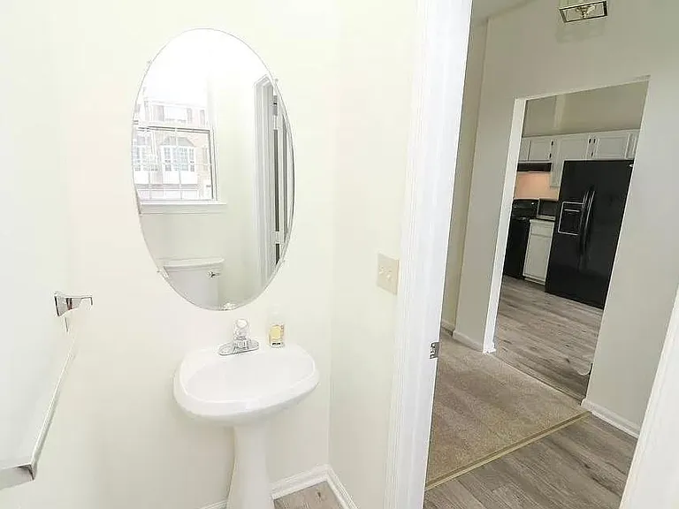 2305 Montauk Dr — Photo 4
