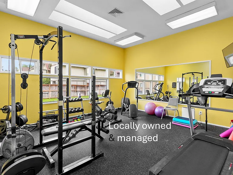 220 Israel Rd SW — Photo 28