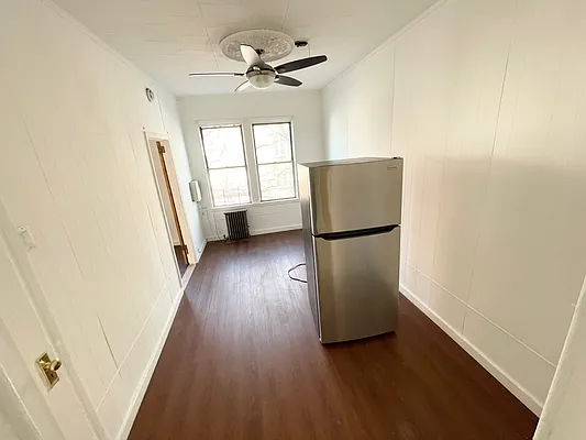 Rented by Douglas Elliman | media 7