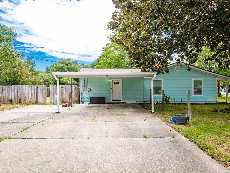 308 Hollywood Blvd SE — Photo 37