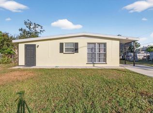 805 29th St E, Bradenton, FL 34208