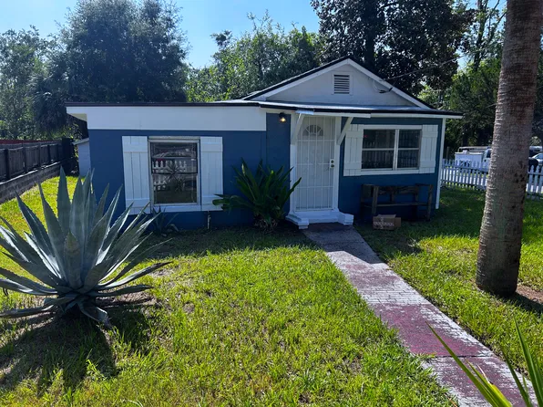 5201 Dodge Rd, Jacksonville, FL 32209