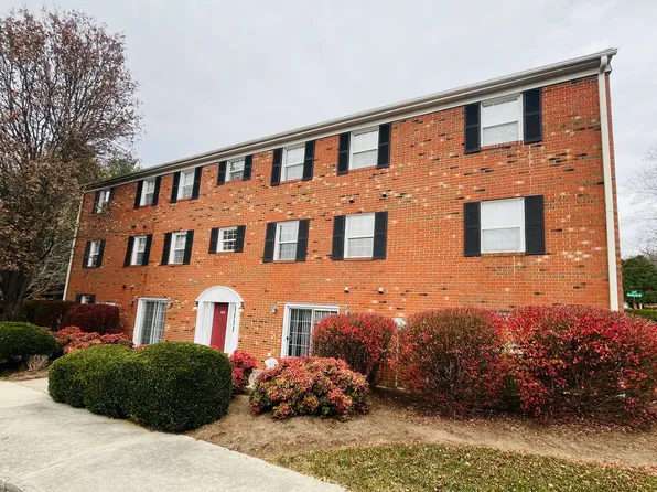 311 Loudon Rd APT 323, Blacksburg, VA 24060