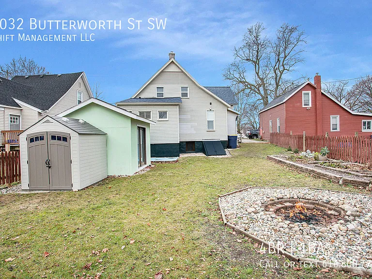 1032 Butterworth St SW — Photo 18