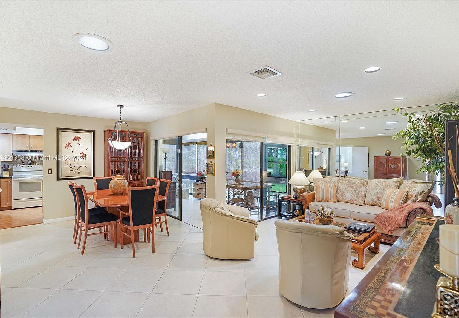 5848 Forest Grove Dr APT 2