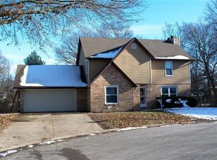 920 Monterey Dr, O Fallon, IL 62269