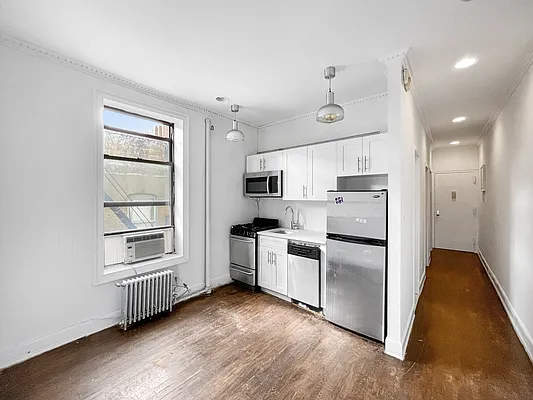 Rented by Skyward | media 10