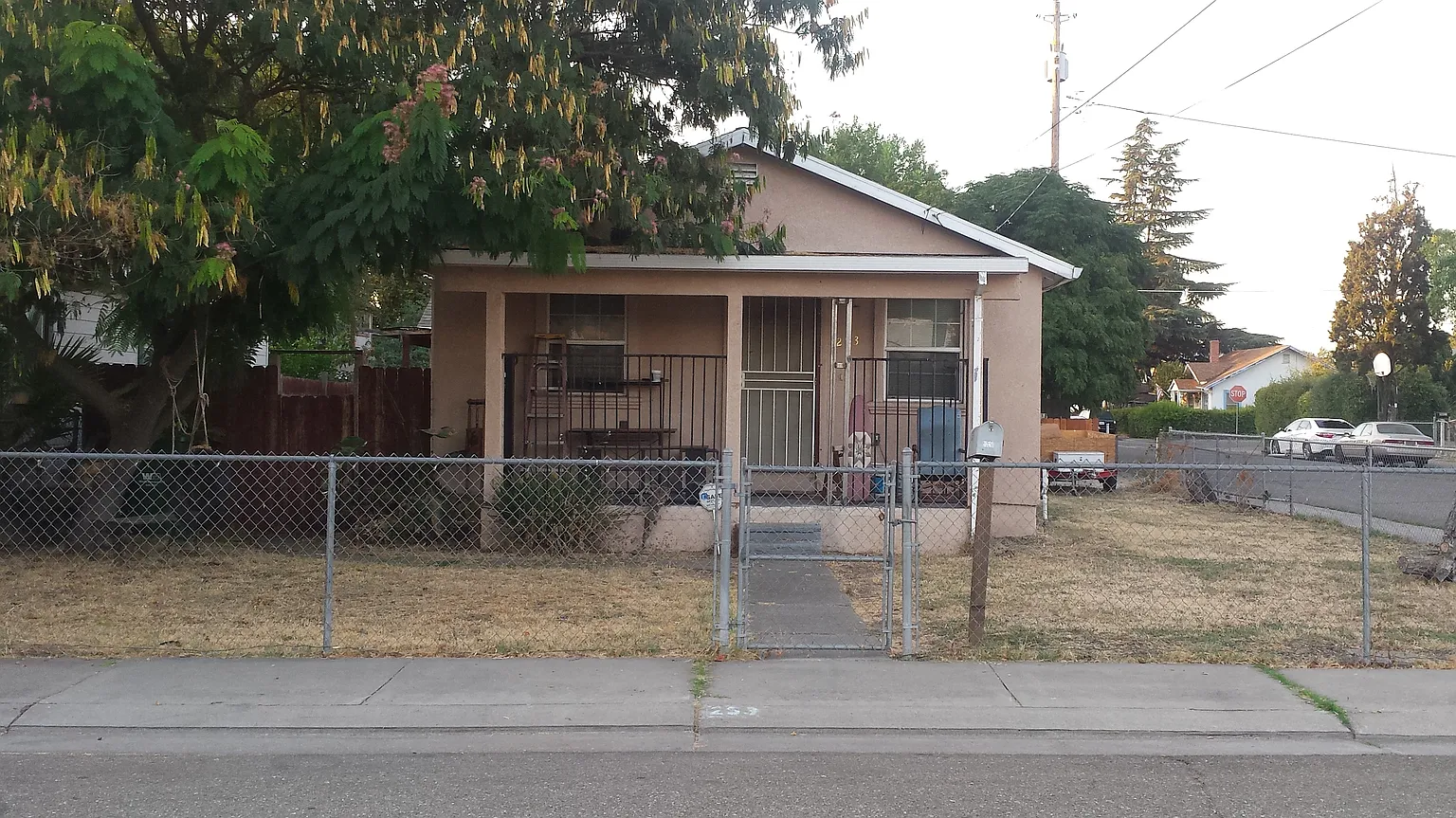 253 E Euclid Ave photo 1