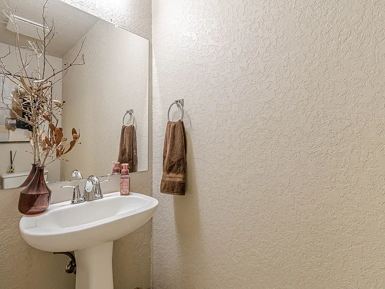 4411 Southton Way — Photo 3